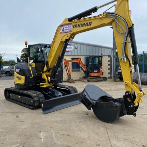 2.5T-3T Digger Hire
